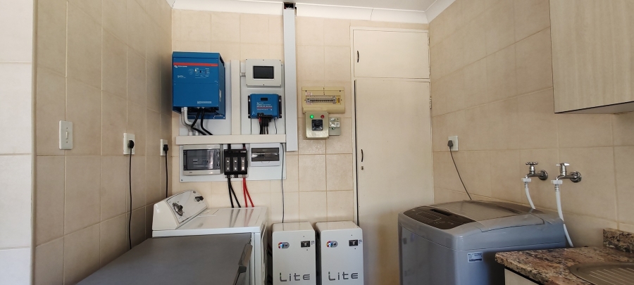 5 Bedroom Property for Sale in Parys Free State